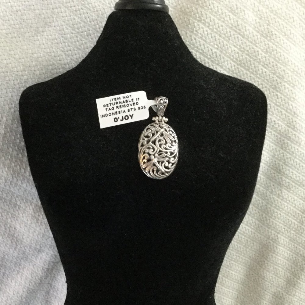 Silver Filigree Scrollwork Necklace - image 6